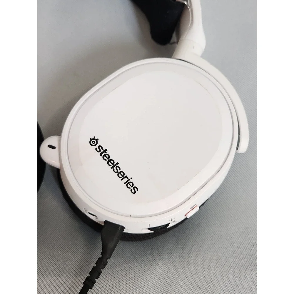 SteelSeries Artis 3 White Wired Gaming Headset Headphones/mic